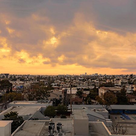 Stylish Near Ucla Coliving Suite W In Unit W&D Los Angeles Exterior foto