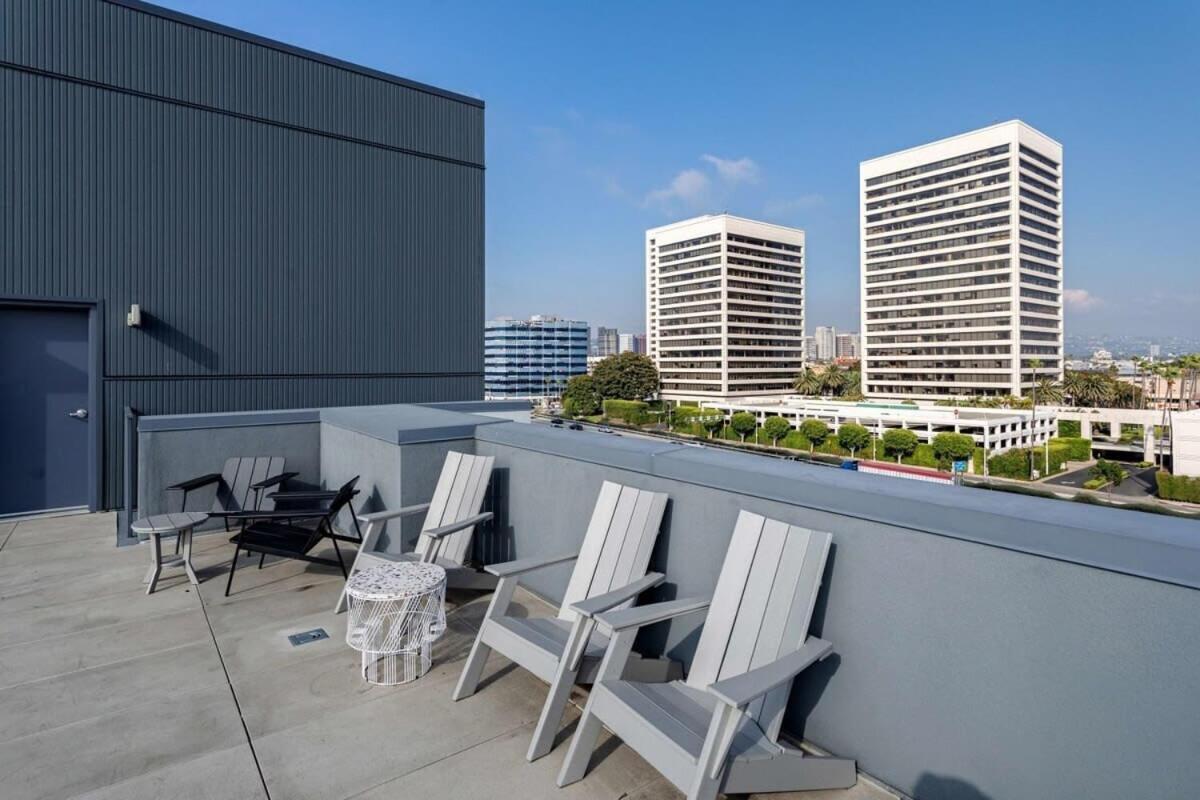 Stylish Near Ucla Coliving Suite W In Unit W&D Los Angeles Exterior foto